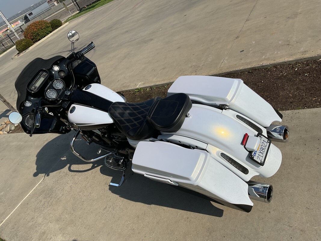 FLTRXSE 2012 CVO Road Glide Custom - Photo 4