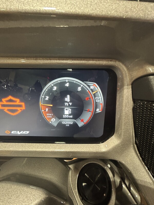 Harley-Davidson CVO Road Glide 2023 FLTRXSE DARK PLATINUM - Photo 7