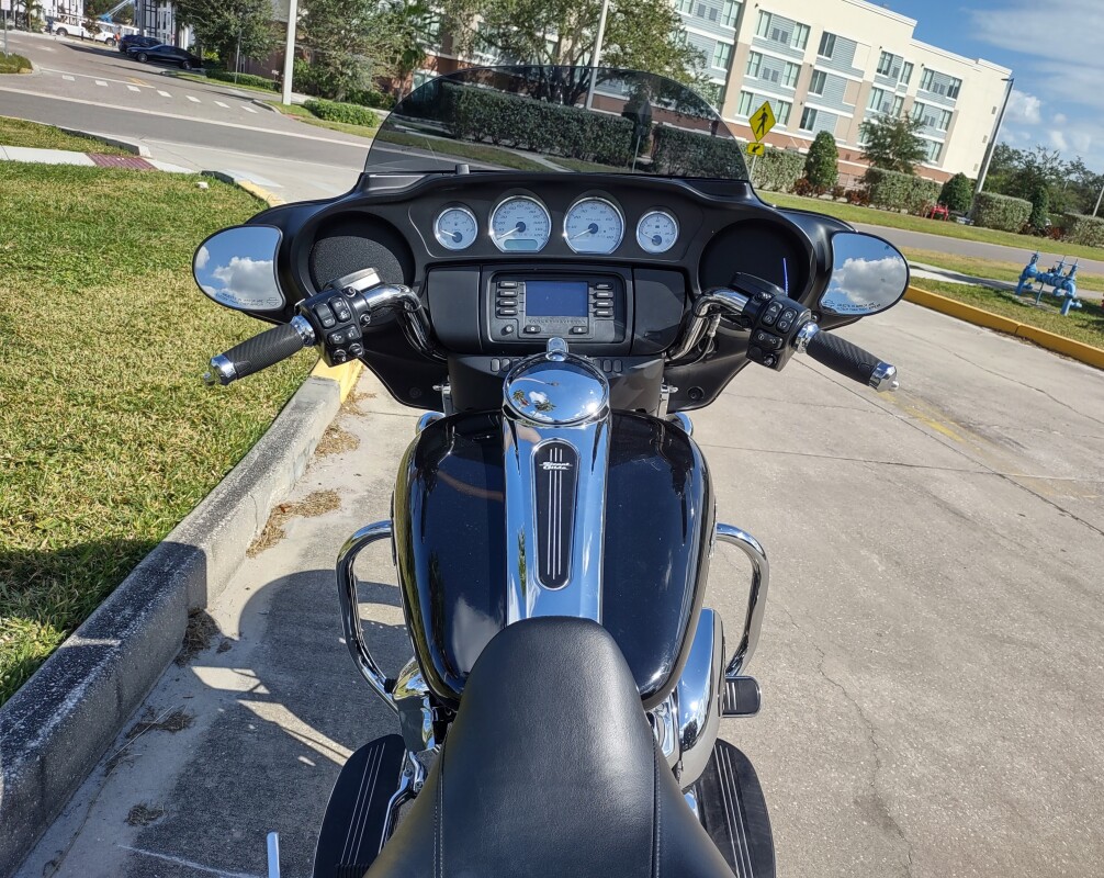 Street Glide - Photo 6