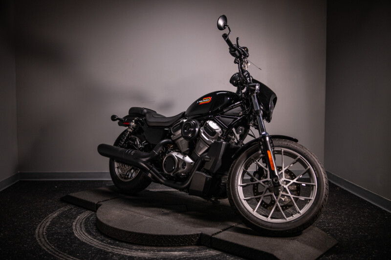 2023 Nightster™ Special (RH975S)
