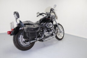2004 Harley-Davidson® 1200 Custom Black Denim & Vivid Black thumb 3