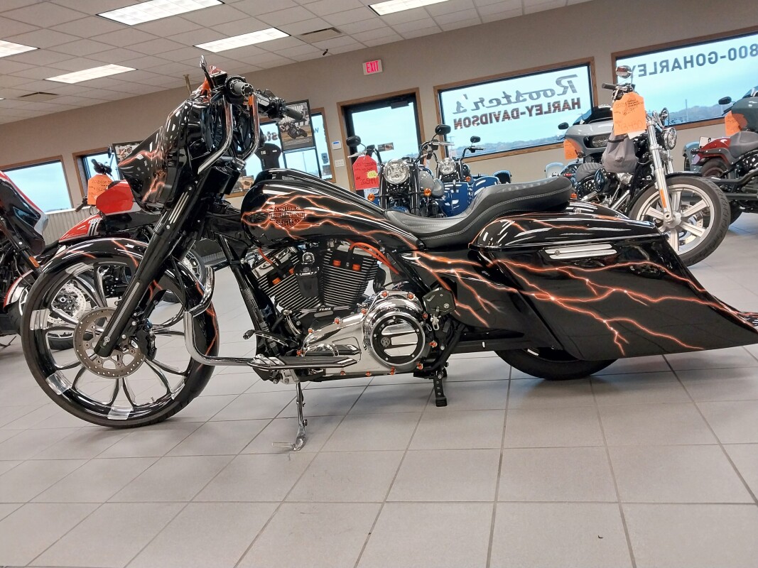 FLHXS 2014 Street Glide Special - Photo 5