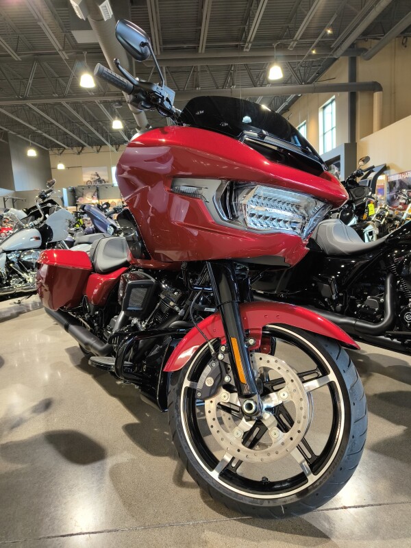 2025 Harley-Davidson Road Glide Brilliant Red - Photo 2