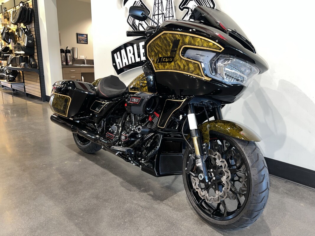 2025 Harley-Davidson CVO Road Glide ST FLTRXSTSE - Photo 2