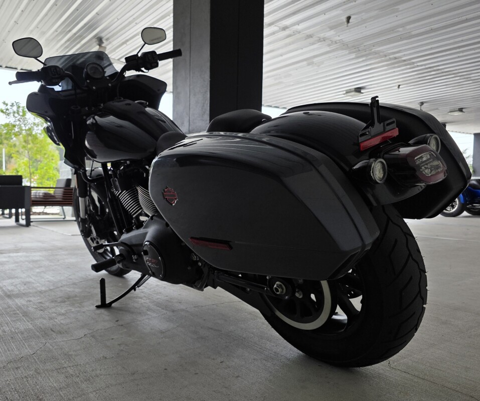2025 Harley-Davidson Low Rider ST - Photo 10