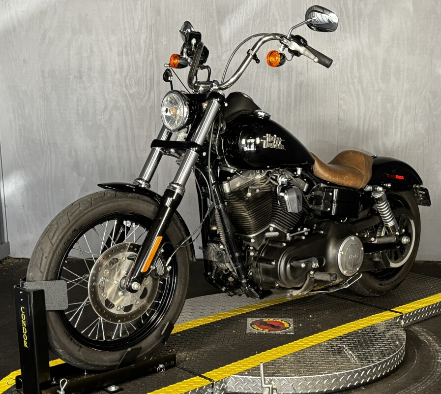 2017 Harley-Davidson FXDB103 BLACK - Photo 9