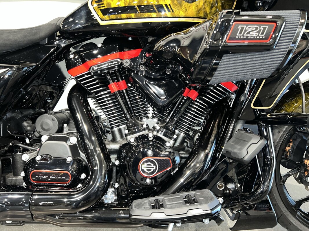 2025 Harley-Davidson CVO Road Glide ST FLTRXSTSE - Photo 4