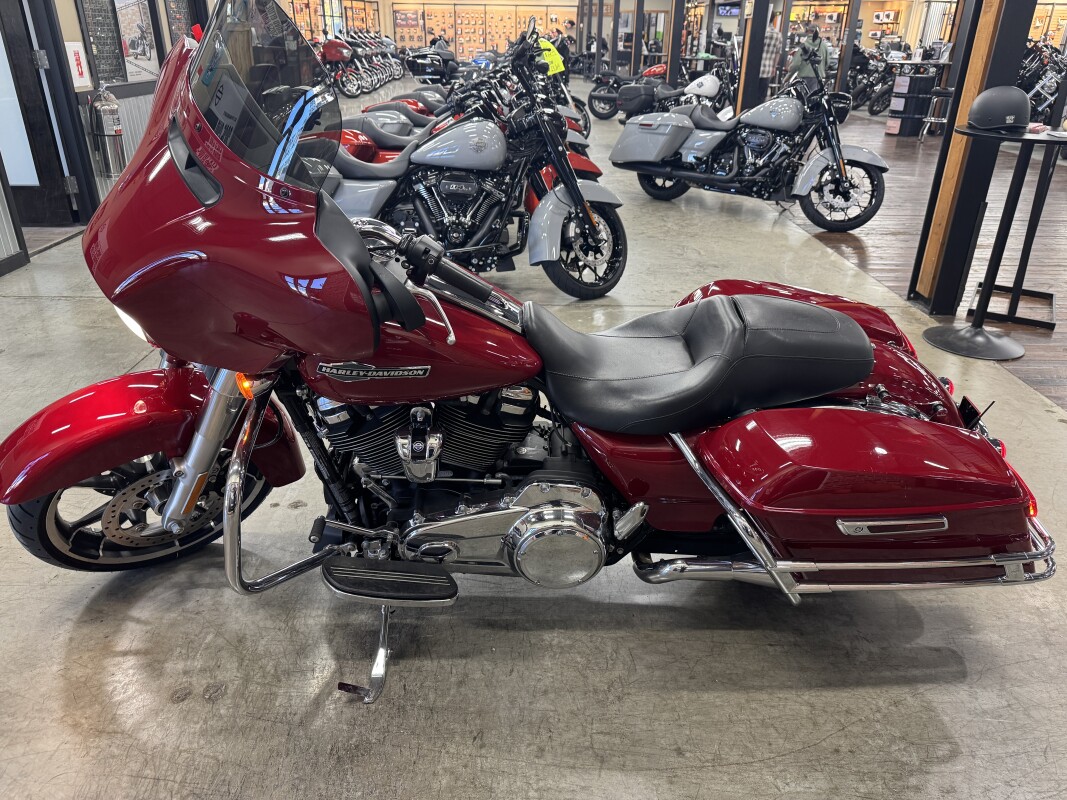 2021 Harley-Davidson Street Glide FLHX - Photo 8