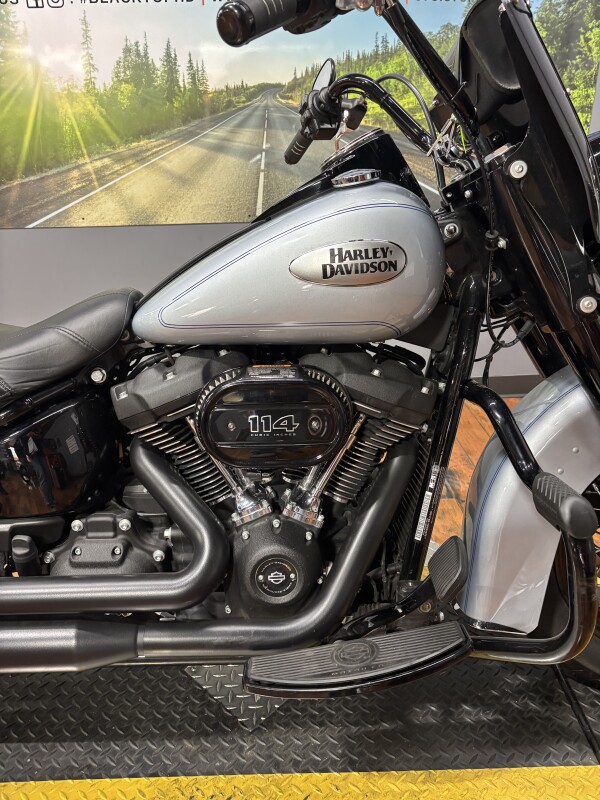 2024 Harley-Davidson Heritage Classic 114 ATLAS SLV MTLIC BO - Photo 2