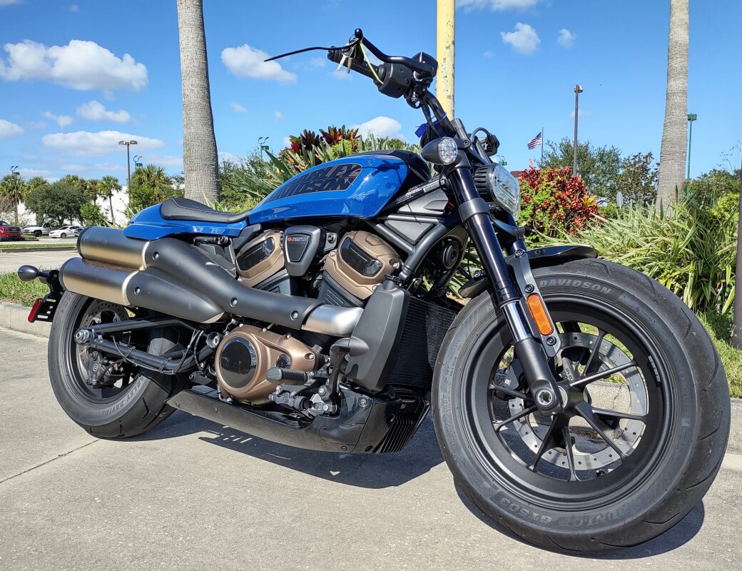 Sportster S