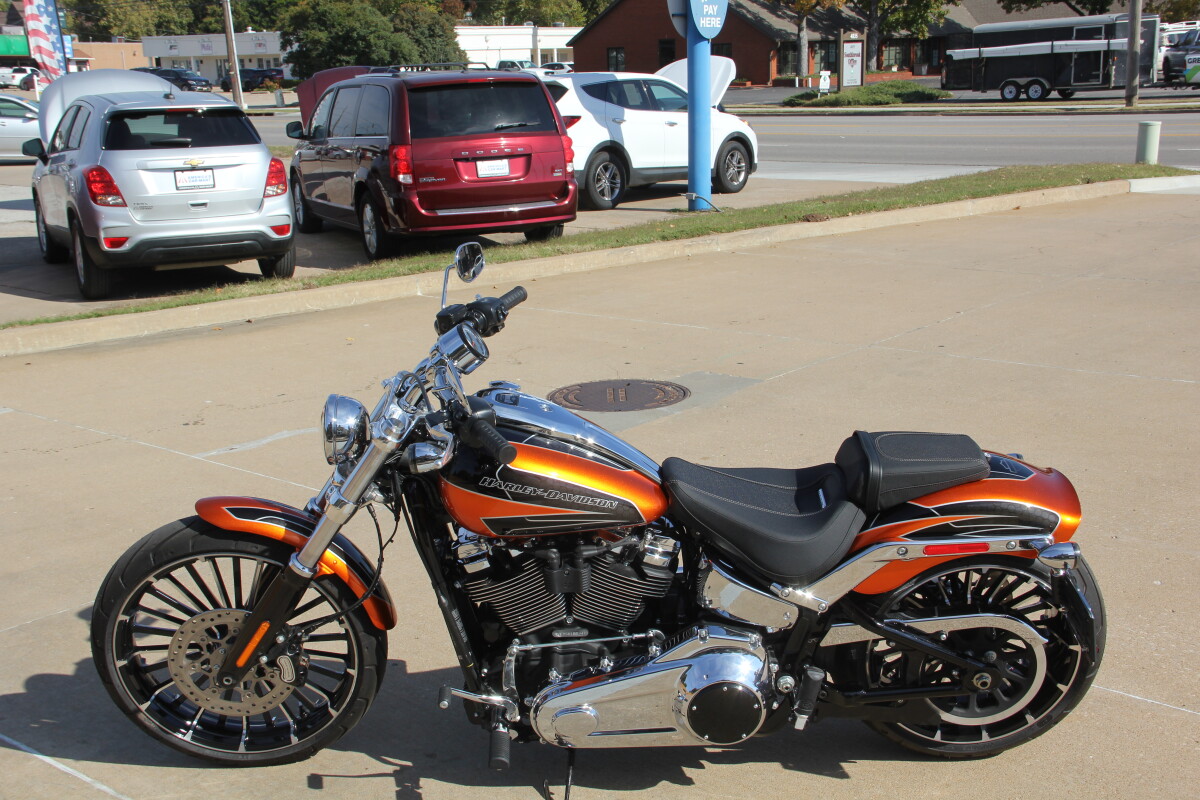2025 Harley-Davidson Breakout Brilliant Red - Photo 3