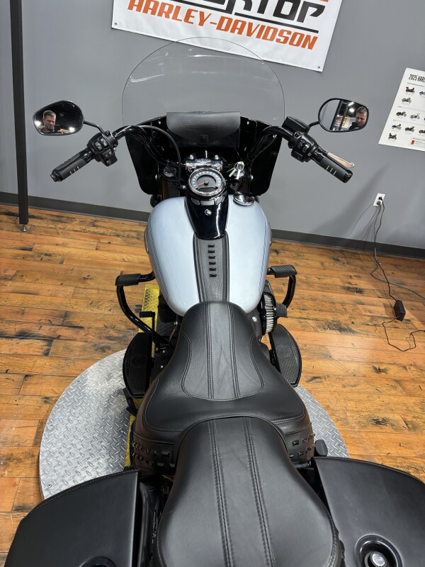 2024 Harley-Davidson Heritage Classic 114 ATLAS SLV MTLIC BO - Photo 5