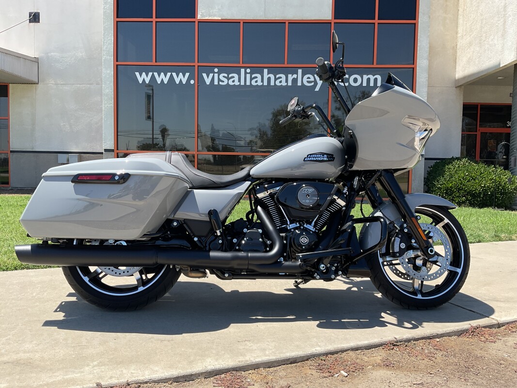 FLTRX 2025 Road Glide