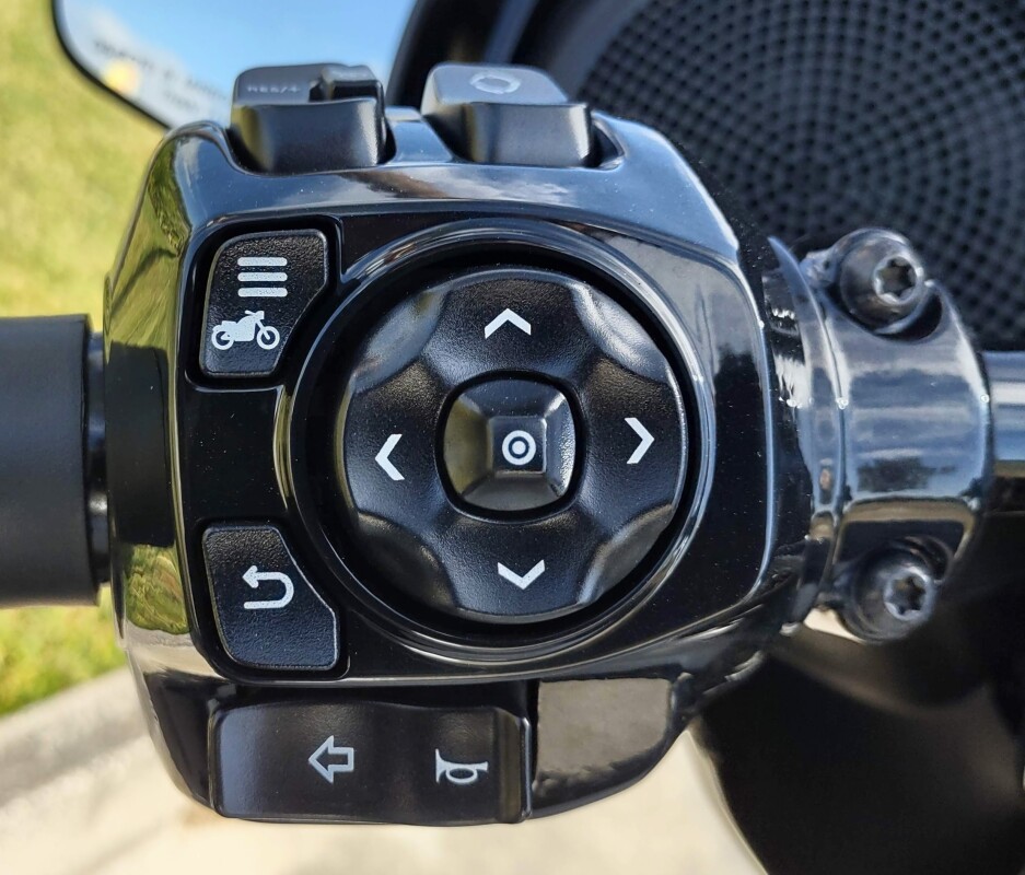 Street Glide - Photo 7