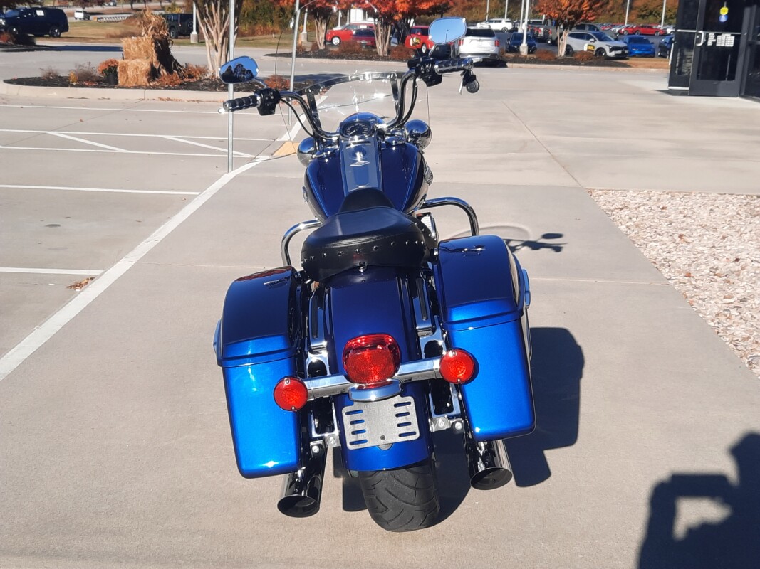 2015 Harley-Davidson Road King Classic Superior Blue - Photo 7