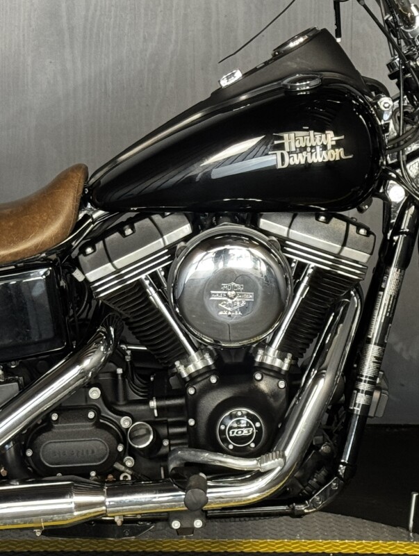 2017 Harley-Davidson FXDB103 BLACK - Photo 6