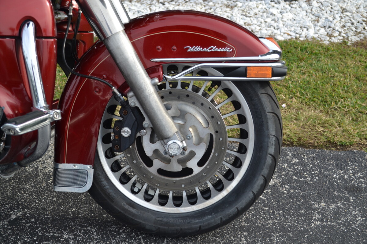 2009 Harley-Davidson Electra Glide Ultra Classic - FLHTCU - Photo 2