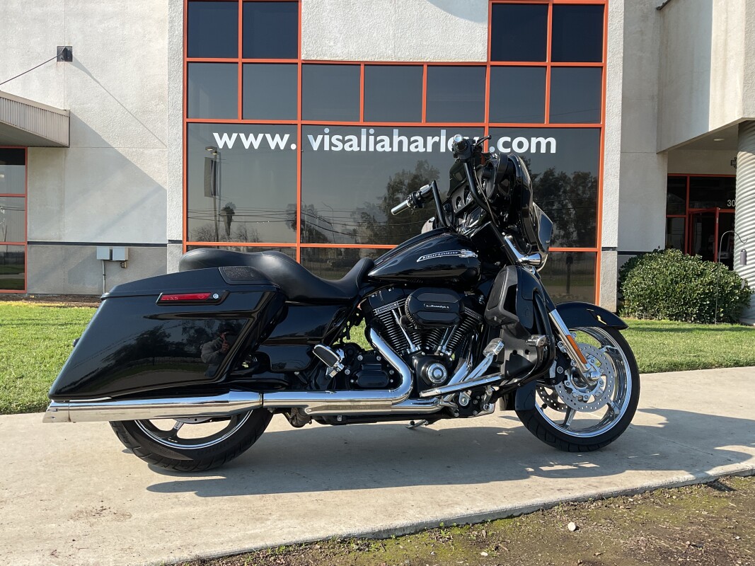FLHXSE 2015 CVO Street Glide