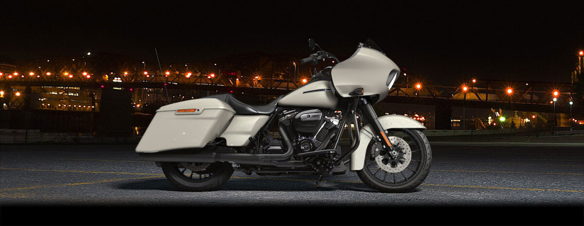 FLTRXS 2018 Road Glide Special