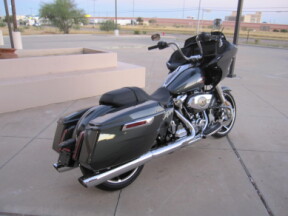 2025 Harley-Davidson® Road Glide® Iron Horse Metallic - Black Finish thumb 3