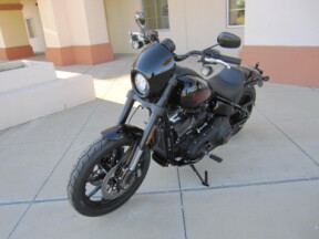 2025 Harley-Davidson® Low Rider® S Vivid Black thumb 2