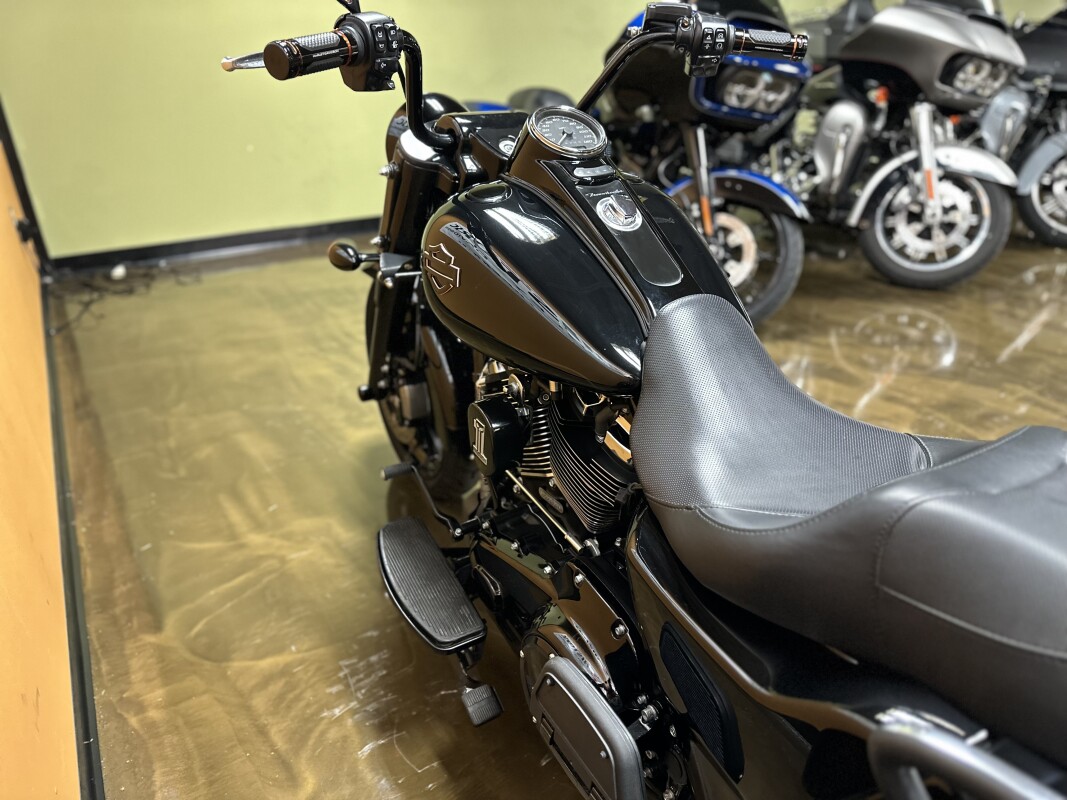 FLRT 2023 Freewheeler®, photo 7