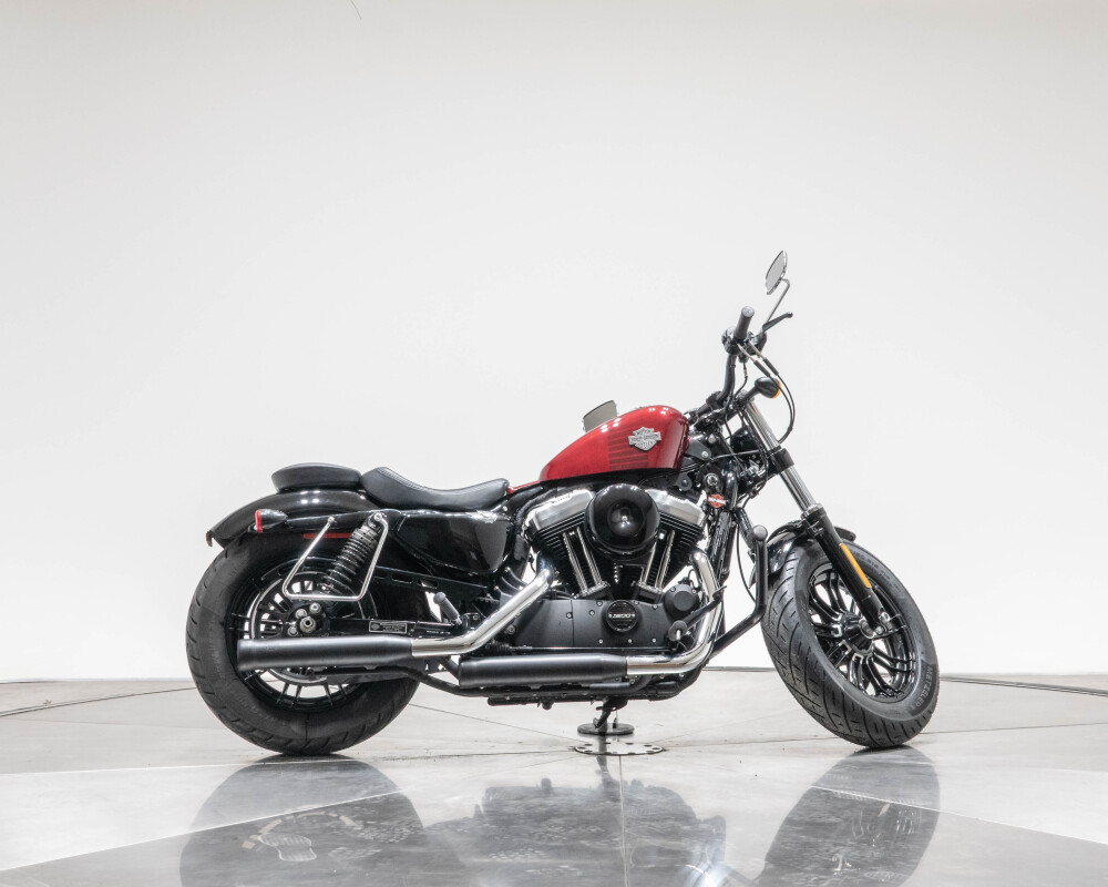 ほるん Iron 883™ | High Octane Harley-Davidson®