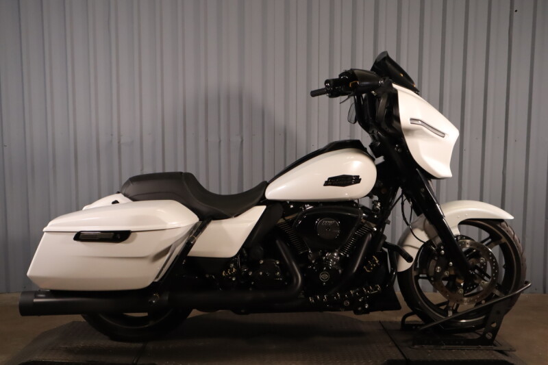 2024 Harley-Davidson® Street Glide® FLHX