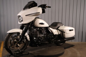 2024 Harley-Davidson® Street Glide® FLHX thumb 0