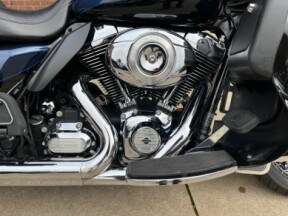 2013 Harley-Davidson Ultra Limited FLHTK thumb 2