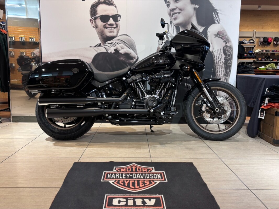 2024 Harley-Davidson Low Rider ST Vivid Black | Harley-Davidson