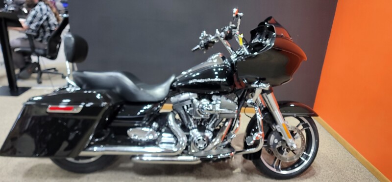 2015 Harley-Davidson® Road Glide® Special Black Denim
