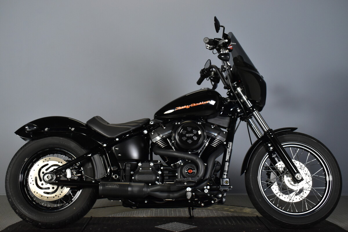 Street Bob® | Volcano Harley-Davidson®