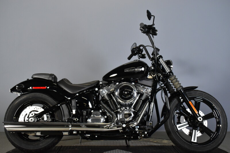 2025 Harley-Davidson® Street Bob® FXBB