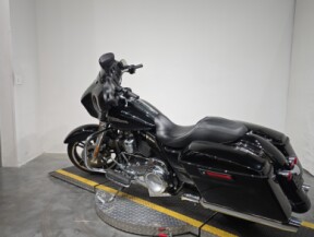 FLHX 2019 Street Glide® thumb 0