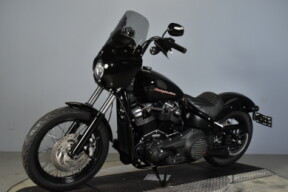 2018 Harley-Davidson® Street Bob® FXBB thumb 0