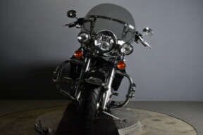 2018 Harley-Davidson® Road King® FLHR thumb 1