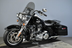 2018 Harley-Davidson® Road King® FLHR thumb 0