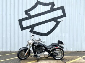 2019 Harley-Davidson® Fat Boy® 114 Vivid Black thumb 2