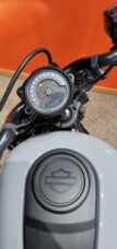 2025 Harley-Davidson® Nightster® Billiard Gray thumb 2