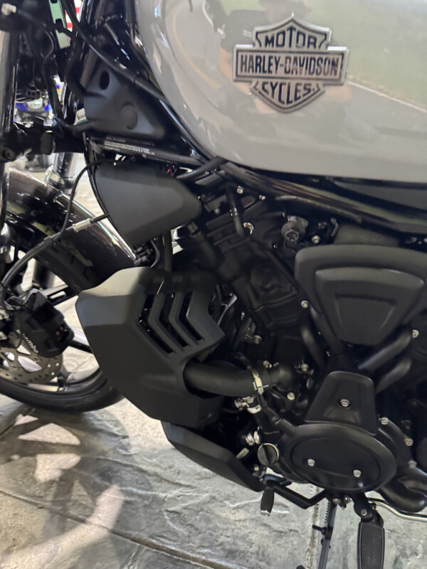 2025 Harley-Davidson® Nightster™, photo 14