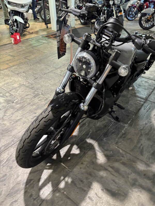 2025 Harley-Davidson® Nightster™, photo 11
