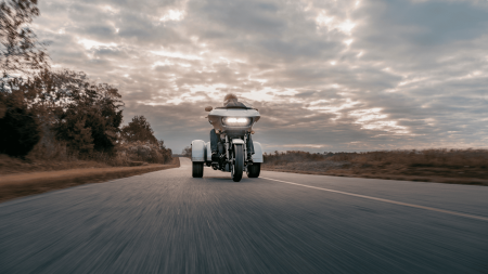 Comparing the 2025 Harley-Davidson® Road Glide® 3 to Its Rivals for the Best Fall Touring in Lutz