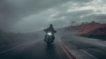 Lutz Commuters Appreciate the 2025 Harley-Davidson® Street Glide® and Its Rider Safety Enhancements