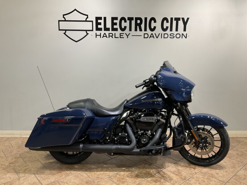 2019 Harley-Davidson® Street Glide® Special Billiard Blue FLHXS