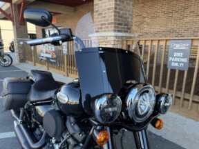 2024 Harley-Davidson® Heritage Classic Vivid Black - Black Finish thumb 1