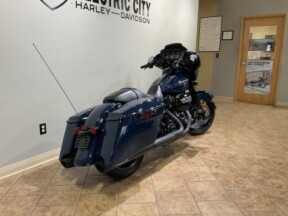 2019 Harley-Davidson® Street Glide® Special Billiard Blue FLHXS thumb 1