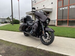 FLHXSE 2019 CVO™ Street Glide® thumb 2
