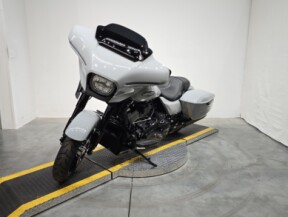 FLHX 2025 Street Glide™ thumb 2