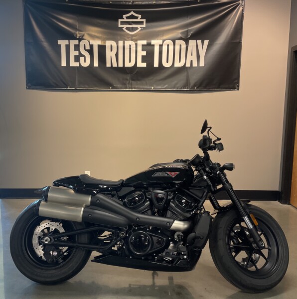 2025 Harley-Davidson® Sportster® S Vivid Black